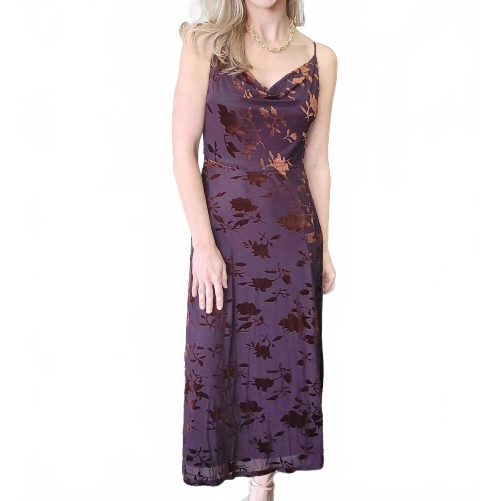NEW SUNDAY EDITION pollie dress in purple - Picture 5 of 6